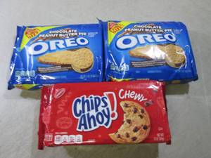 lot 122 image: 3 Packs Oreo and Chips Ahoy Cookies...
