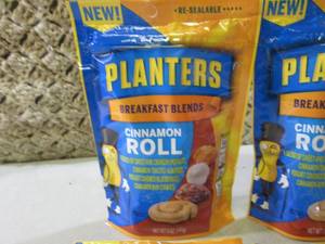 lot 144 image: 6 Bags of Planters Breakfast Blends...