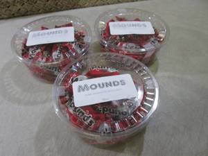 lot 163 image: 3 Pounds of Mounds Miniature Candy ...