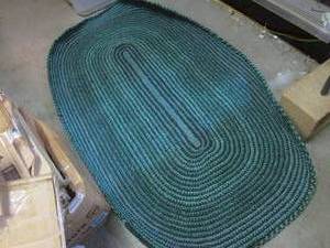 lot 178 image: Thick Heavy Area Rug 44 x 74  F-3...