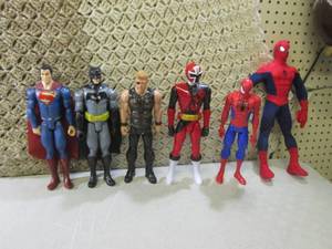 lot 232 image: Super Hero Toy Figures 12 Tall  RM...