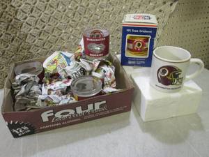 lot 262 image: 5 Washington Redskins Glasses, Coff...