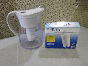 lot 291 image: Brita Water Filtration Pitcher and ...