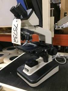 Nikon Alphaphot-2 YS2-T Powered Light Up Binocular Microscope -&nbspFully Customizable Add A Camera -&nbspCan Change The Stand, Head, Objectives - Great Working condition