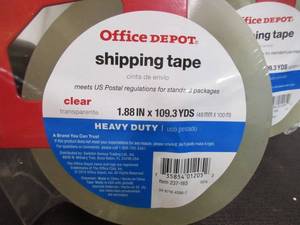 lot 90 image: Shipping Tape and Dispenser Guns