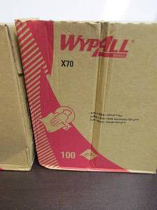 lot 122 image: Wypall Wipes