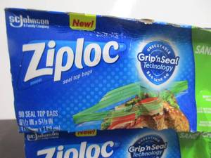 lot 32 image: Ziploc Bags