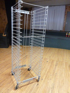 lot 16 image: Acme Wire Foldable Sheet Pan Rack