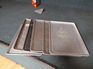 lot 29 image: 6 Perforated Sheet Pans