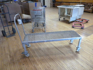 lot 54 image: Utility Cart