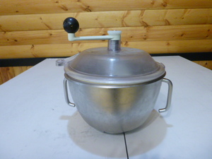 lot 67 image: Mixing Bowl with Churner