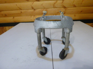 lot 68 image: Large Mixing Bowl Stand