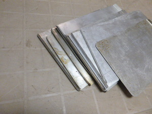 lot 111 image: 14 Cookie Sheets