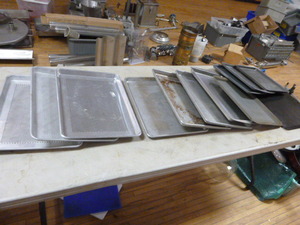lot 113 image: Variety of Cookie Sheets