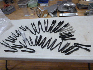lot 137 image: Lot of Tongs