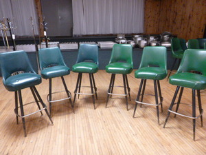 lot 141 image: 6 Green Bar Stools