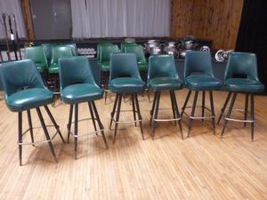 lot 143 image: 6 Green Bar Stools