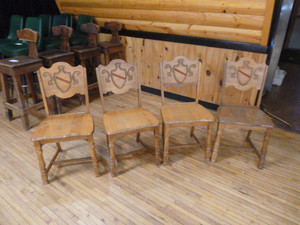 lot 147 image: 4 Wooden Bar Chairs