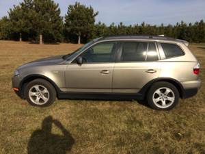 lot 2 image: 2007 BMW X3-3.0SI AWD