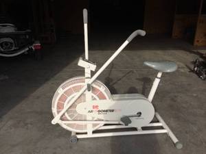 lot 9 image: AirGometer Wind Bike