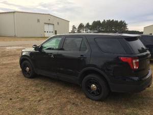 lot 2 image: 2016 Ford Explorer AWD - Police Interceptor - #2