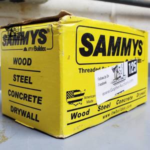 lot 125 image: Sammys Threaded Rod Anchor for Concrete  38 Rod  516 x 1 34  Box of 25