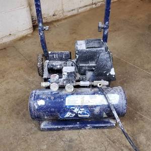 lot 128 image: Duo Flex Compressor