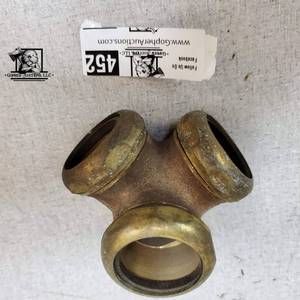 lot 452 image: Brass Drain Pipe