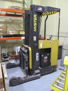 Hyster Reach Lift