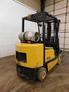 lot 4 image: 1999 Yale GLC060 Forklift