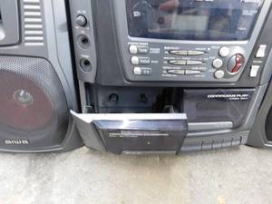 lot 18 image: Aiwa Radio, CD & Cassette Player