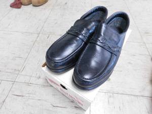 lot 58 image: 3 - Pair of Red Wing Shoes