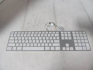 lot 34 image: Full Apple Keyboard,  ultra thin