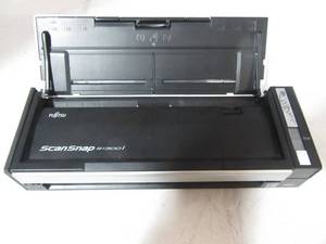 lot 68 image: ScanSnap S1300i  Great for travel