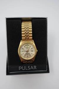 Pulsar Gold Toned Mens Watch