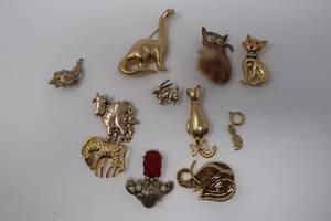 10 Gold Toned Vintage Animal Pins