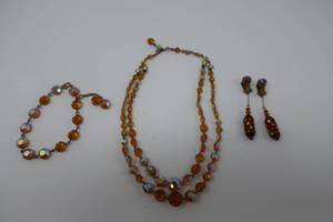 Sparkly Vintage Necklace, Bracelet and Earrings