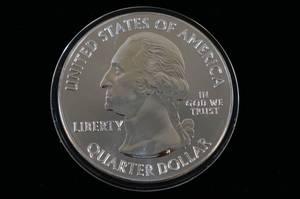 lot 6 image: 5 Ounce Silver Quarter