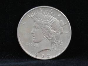 lot 39 image: 1922-P Peace Silver Dollar