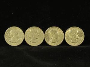 lot 66 image: 4 1979 Susan B Anthony Dollar Coins
