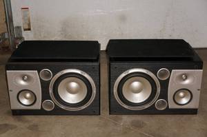 lot 95 image: JBL S38II Studio Series Speakers