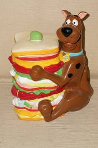 lot 115 image: Scooby Doo Cookie Jar
