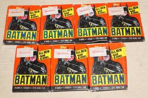 lot 135 image: 7 Packs of Batman Series 2 Cards