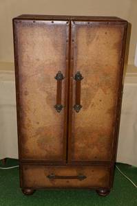 lot 169 image: Large Storage Cabinet