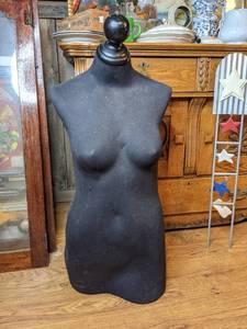 lot 23 image: Tabletop Mannequin Torso Dress Form Display