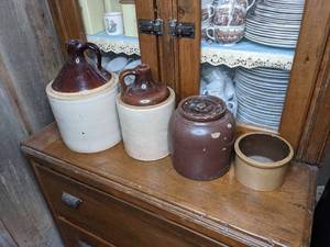 lot 33 image: (4) Vintage Stoneware Crocks