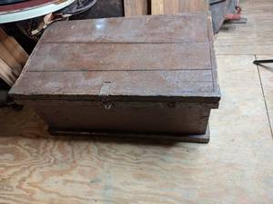 lot 532 image: Antique Wood Toolbox with Hardware