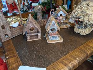 lot 211 image: Lot of 5 Birdhouses Crafted from Natural Materials