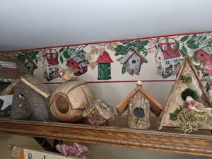 lot 218 image: Lot of 5 Birdhouses Crafted from Natural Materials