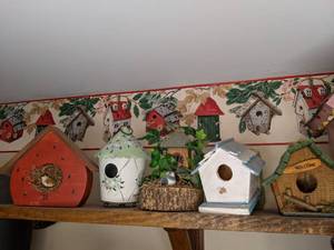 lot 221 image: Lot of 5 Wood Birdhouses